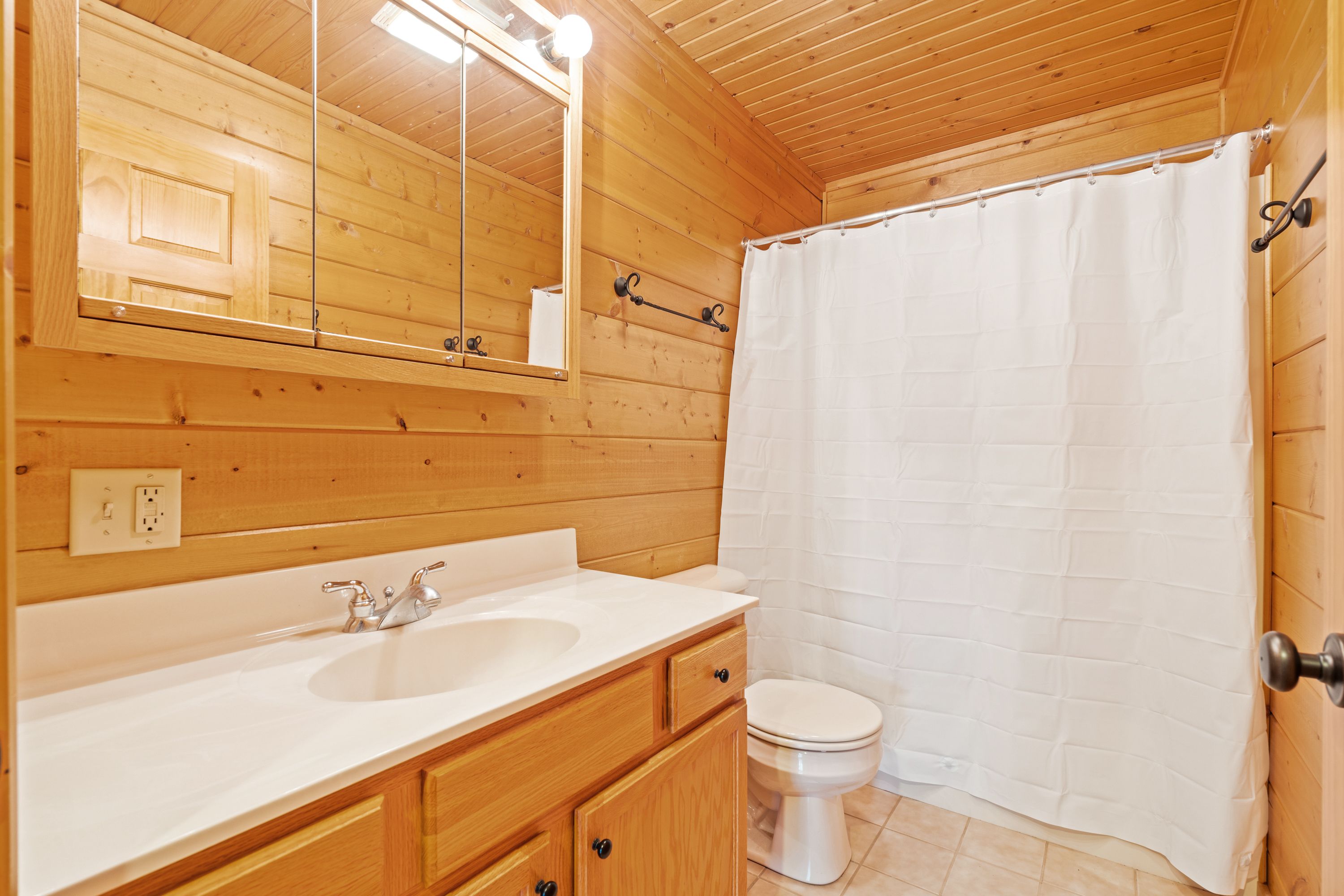 Listing Photo: 27-178 7985 Spore Rd